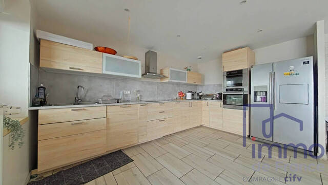 Vente Maison 6 pièces 110.45 m² Saint-Jean-Bonnefonds 42650