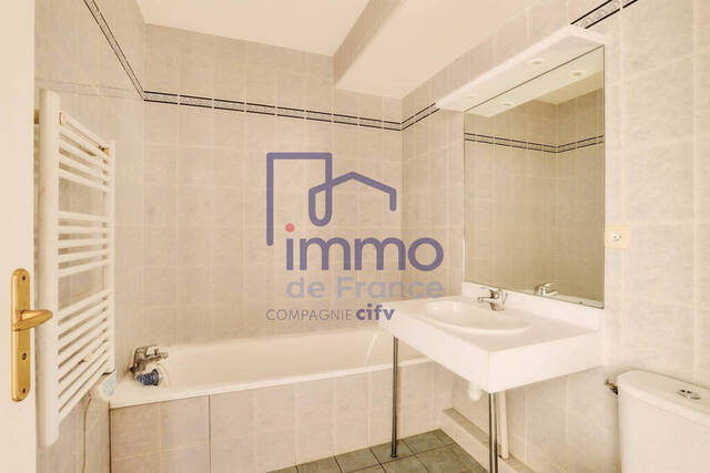 Vente Appartement 1 pièce 28.93 m² Vaulx-en-Velin 69120