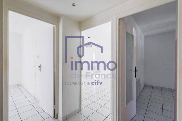 Vente Appartement 4 pièces 60 m² Saint-Martin-d'Hères 38400