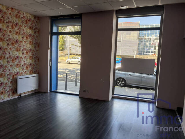 Location Local commercial 105 m² Saint-Étienne 42000