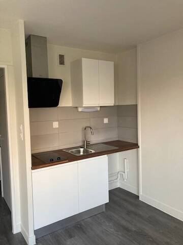Location Appartement studio 1 pièce 28 m² Saint-Étienne 42000 CITE DU DESIGN