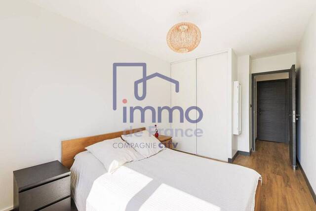 Vente Appartement t6 et plus 101 m² Grenoble 38000