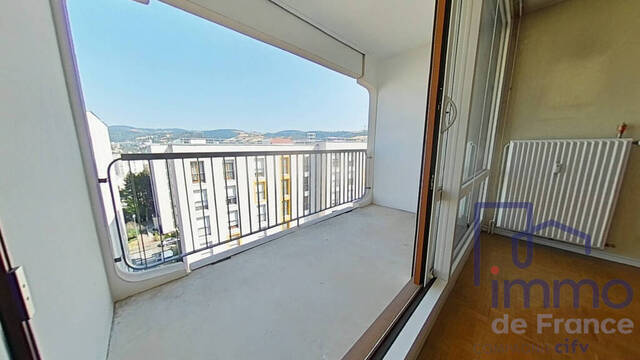 Vente Appartement 5 pièces 94 m² Saint-Étienne 42000