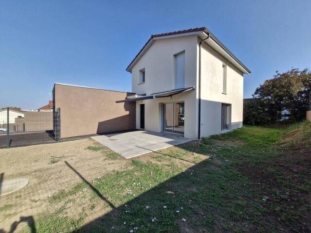 Location Maison individuelle 5 pièces 106 m² Bourgoin-Jallieu 38300