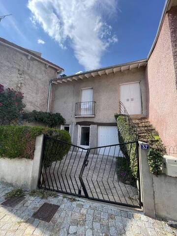 Location Maison 3 pièces 81 m² Vals-près-le-Puy 43750