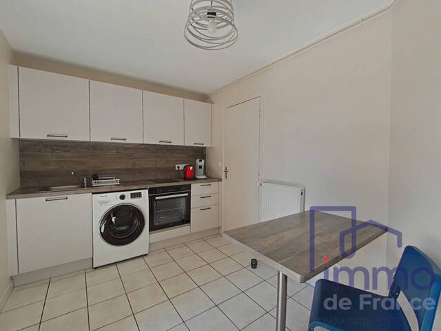 Vente Appartement 2 pièces 53.6 m² Vals-près-le-Puy 43750