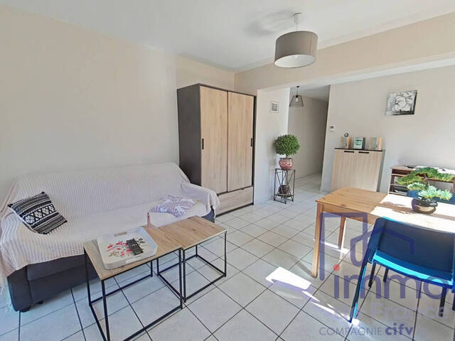 Vente Appartement 2 pièces 53.6 m² Vals-près-le-Puy 43750