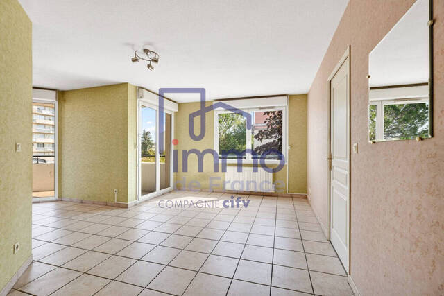 Vente Appartement 2 pièces 49 m² Saint-Fons 69190