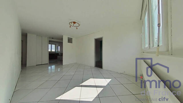 Vente Appartement 4 pièces 73.04 m² Saint-Étienne 42000