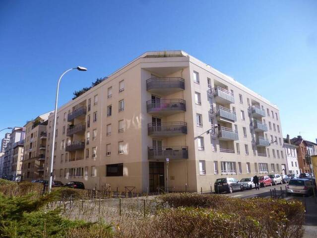 Location Appartement t3 63 m² Villeurbanne 69100