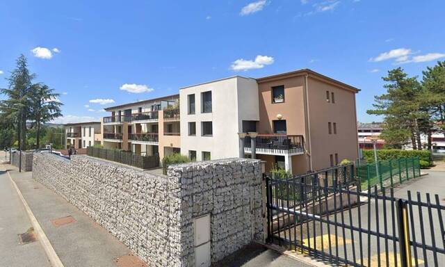 Location Appartement t3 87 m² Saint-Priest-en-Jarez 42270