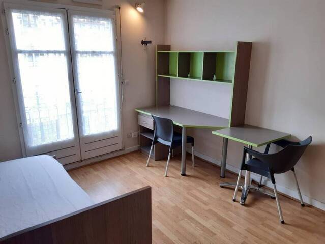 Location Appartement studio 1 pièce 18 m² Lyon 7e Arrondissement 69007 LYON 7