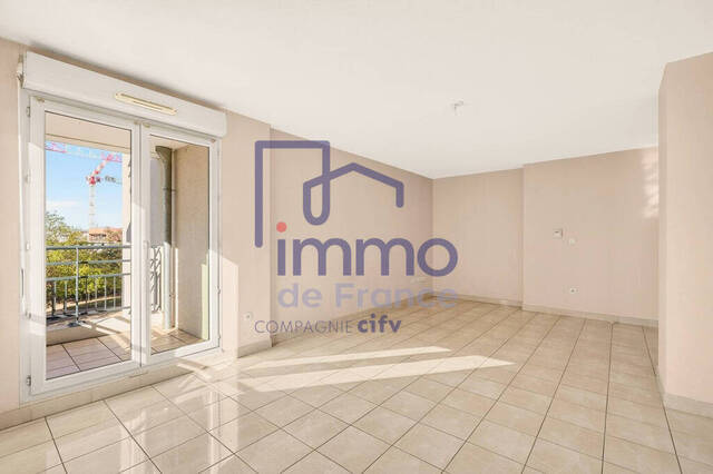 Vente Appartement 4 pièces 87 m² Lyon 8e Arrondissement 69008