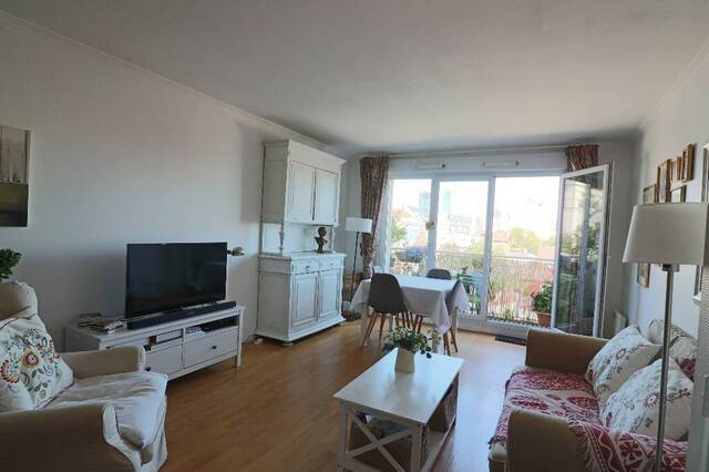 Vendu Appartement 3 pièces Suresnes 92150