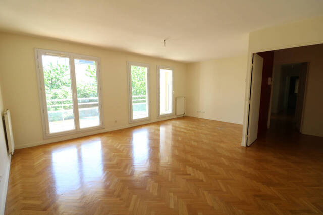 Vendu Appartement 4 pièces Puteaux 92800