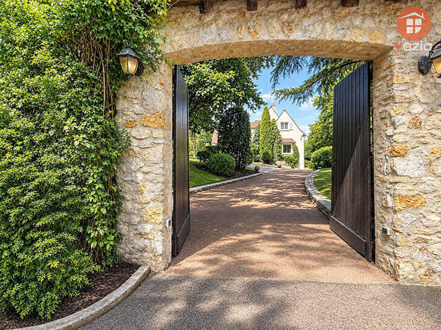 Vente Maison 11 pièces Marnes-la-Coquette 92430