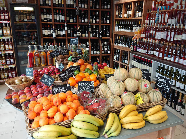 Sale Business magasin d'alimentation - supérette 65 m² Poitiers (86000)