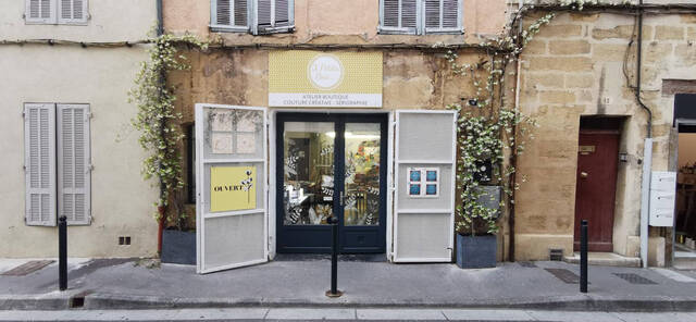 Vente Fonds de commerce cession de droit au bail 33 m² Aix-en-Provence (13090)