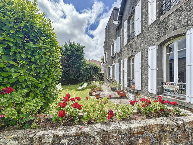 Sale House maison 7 rooms 206 m² Brest (29200)