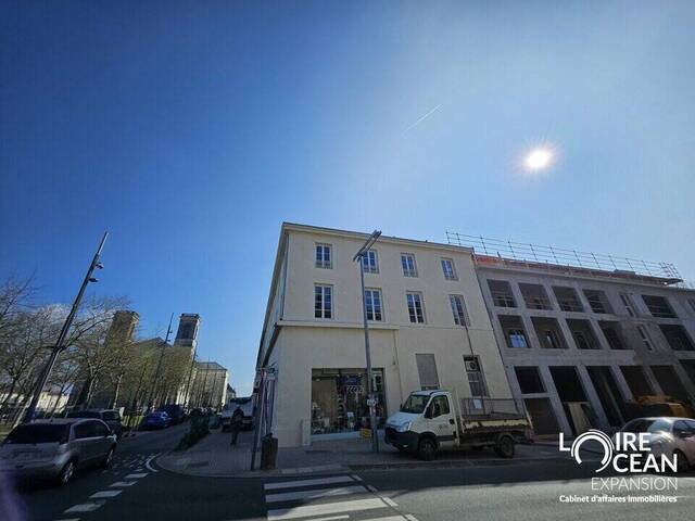Vente Local 219 m² La Roche-sur-Yon (85000)