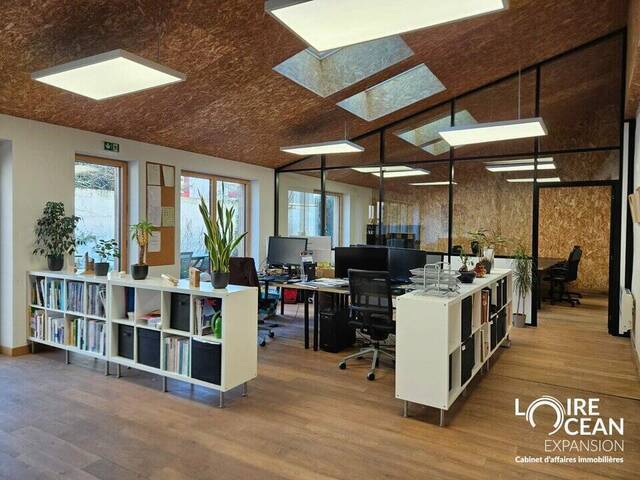 Louer Local 140 m² Rezé (44400)