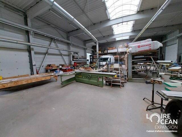 Louer Local 659 m² Nantes (44000)