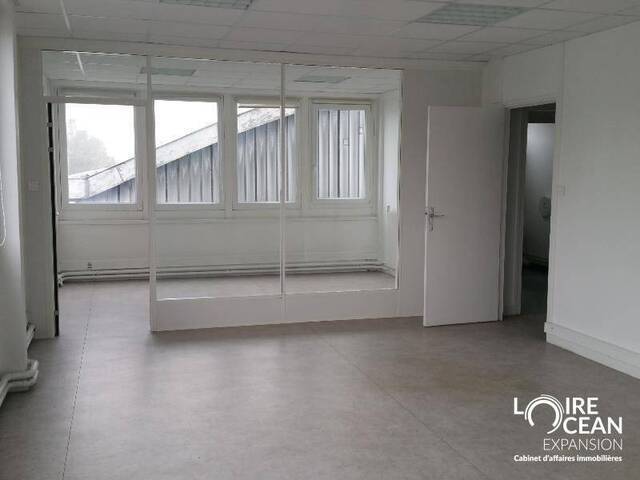 Louer Local 150 m² Nantes (44300)