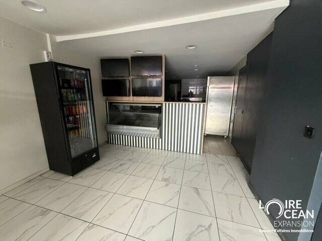 Louer Local 136 m² La Roche-sur-Yon (85000)