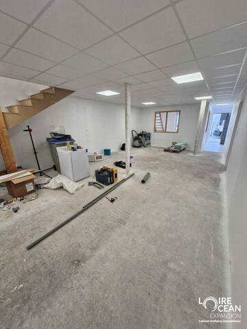 Rent Professional premises 150 m² Thouaré-sur-Loire (44470)