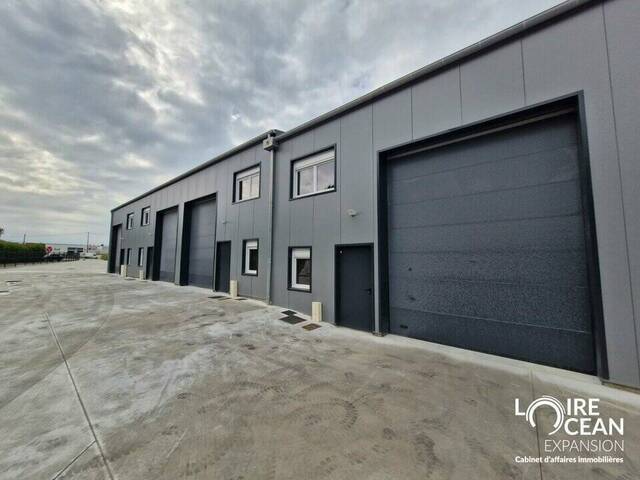 Rent Professional premises 125 m² Thouaré-sur-Loire (44470)