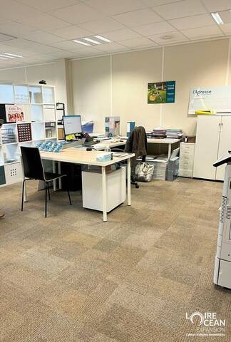 Louer Local 74 m² Nantes (44000)