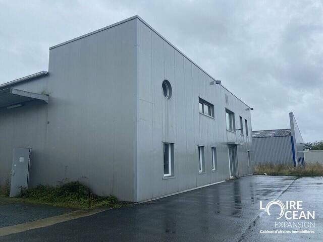 Louer Local 370 m² Mésanger (44522)