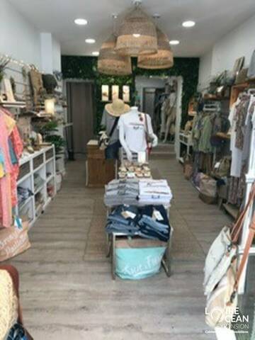 Louer Local vêtements et accessoires pour l'habillement 70 m² La Baule-Escoublac (44500)