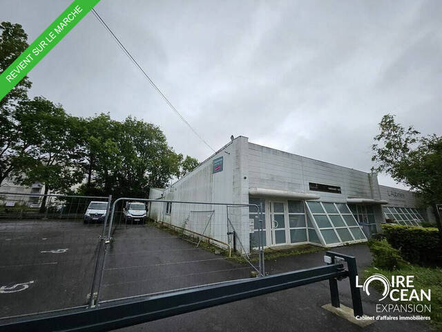 Vente Local 850 m² Nantes (44300)