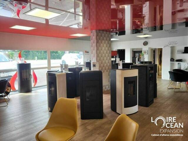 Rent Professional premises 250 m² Pornic (44210)