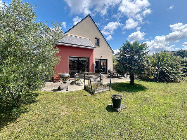 Sale House maison 7 rooms 150 m² Guipavas (29490)