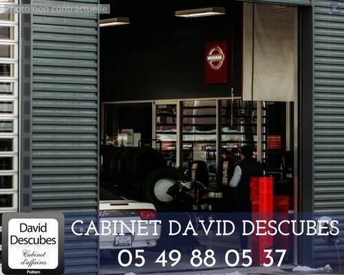 Sale Business garage 600 m² Poitiers (86000)