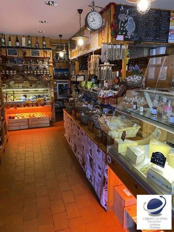 Sale Professional premises epicerie 38 m² Saint-François-Longchamp (73130)