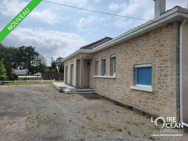 Louer Local 127 m² Saint-Hilaire-de-Chaléons (44680)