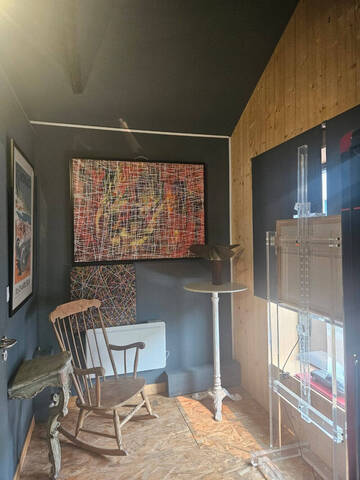 Vente Local commercial / murs commerciaux 1 pièce 105 m² Saintes (17100)