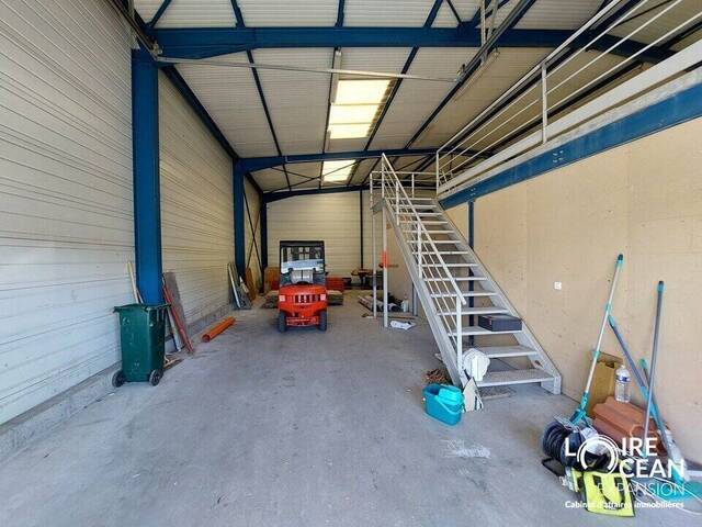 Louer Local 336 m² Nantes (44000)