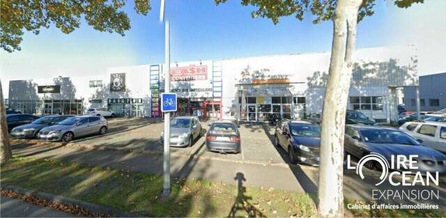 Rent Professional premises 546 m² Angers (49000)