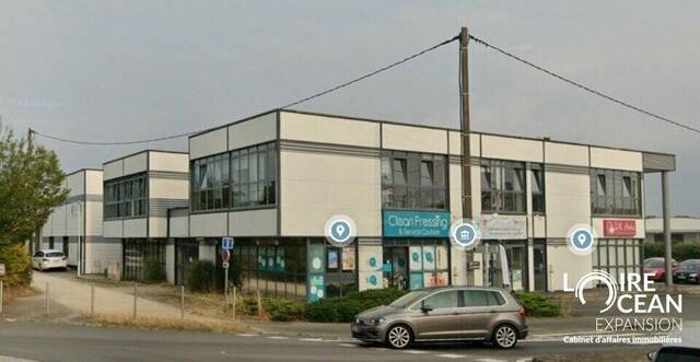 Rent Professional premises 75 m² Nantes (44000)