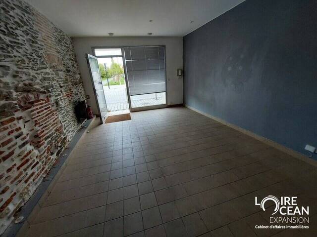Louer Local 44 m² Nantes (44300)