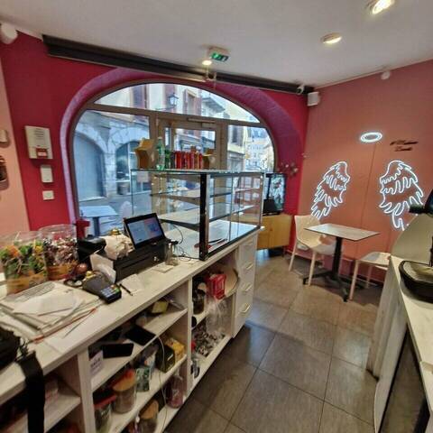Sale Professional premises salon de thé 39 m² Chambéry (73000)