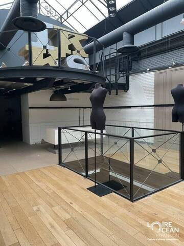 Louer Local pret a porter 380 m² Angers (49000)