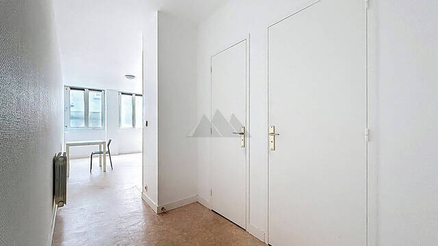 Sale Apartment appartement 1 room 30 m² Brest (29200)