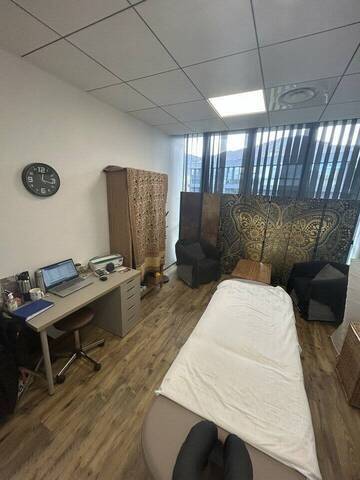 Louer Local 15.2 m² Challes-les-Eaux (73190)