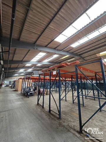 Vente Local entrepôt logistique 3332 m² Nantes (44000)
