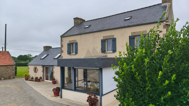 Sale House maison 5 rooms 140 m² Brélès (29810)